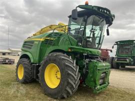 2018 JOHN DEERE 8100