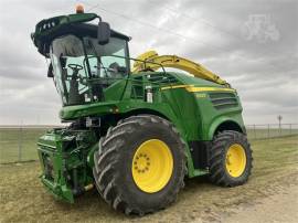 2018 JOHN DEERE 8100