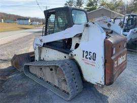 2005 BOBCAT T250