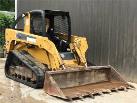 2006 DEERE CT332