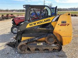 NEW HOLLAND C227