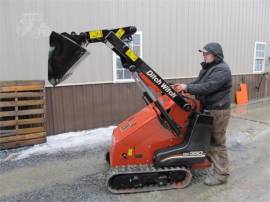 2012 DITCH WITCH SK350