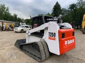 2005 BOBCAT T250