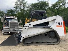 2005 BOBCAT T250