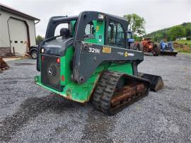 2015 DEERE 329E