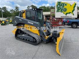 2023 DEERE 333G