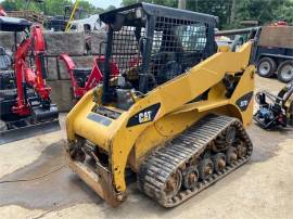 2010 CATERPILLAR 257B2