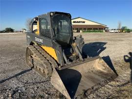 2011 DEERE 323D