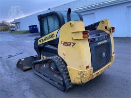 2011 NEW HOLLAND C227