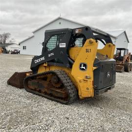 2018 DEERE 317G