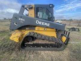 2016 DEERE 331G