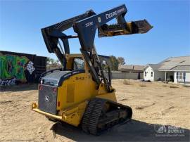 2015 DEERE 333E