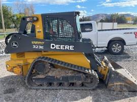 2018 DEERE 323E