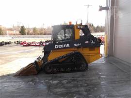 2019 DEERE 325G