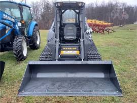 2022 NEW HOLLAND C332