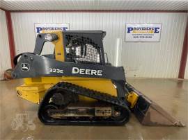 2014 DEERE 323E