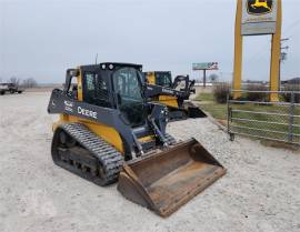 2019 DEERE 325G