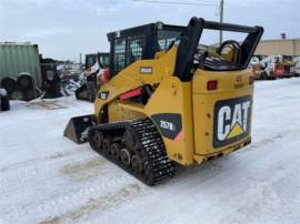 2010 CATERPILLAR 257B3