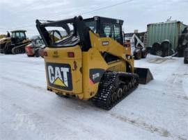 2010 CATERPILLAR 257B3