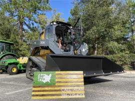 2023 DEERE 331G