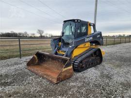 2016 DEERE 333G