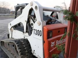 2004 BOBCAT T300