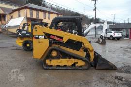 2017 CATERPILLAR 239D