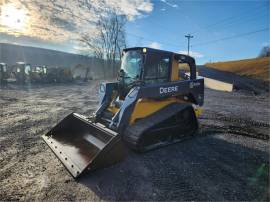 2011 DEERE 333D