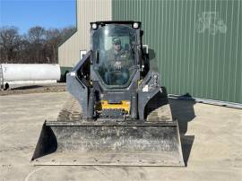 2021 DEERE 333G