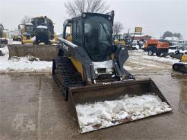 2015 DEERE 333E