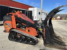 2018 DITCH WITCH SK800