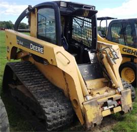 2007 DEERE CT332