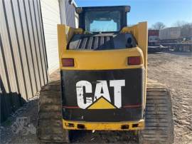 2001 CATERPILLAR 267