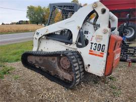 2004 BOBCAT T300