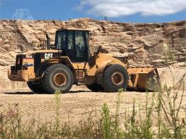 2001 CATERPILLAR 962G