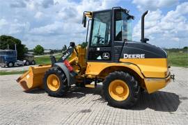 2011 DEERE 304J