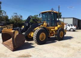 2019 DEERE 524L