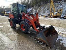 2016 KUBOTA R530