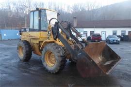 1996 CATERPILLAR IT24F