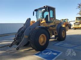 2012 VOLVO L90F