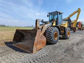 2005 DEERE 644J