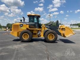 2021 DEERE 544P