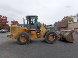 2011 DEERE 624K