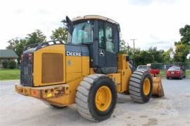 2009 DEERE 444K