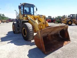 2002 KOMATSU WA320-3