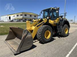 2017 KOMATSU WA380