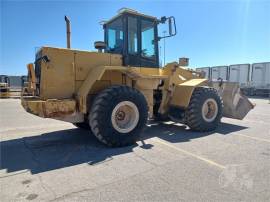 1995 CATERPILLAR 938F