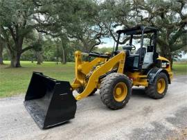 2009 CATERPILLAR 908H