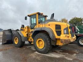 2015 VOLVO L110H