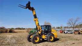 2019 JCB TM420